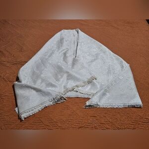 Louis Vuitton Monogram Shine Shawl  Gold Silver Champagne Tone
